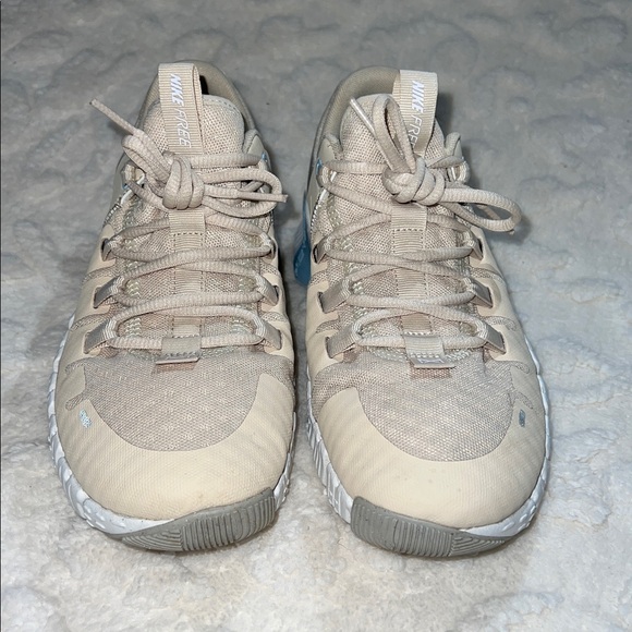 Nike Women's Free Metcon 5 Women’s Sneakers Size 8 - Picture 6 of 13